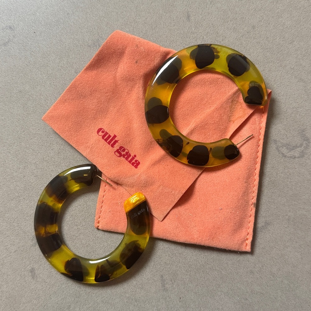 Cult Gaia Tortoiseshell Hoop Earrings